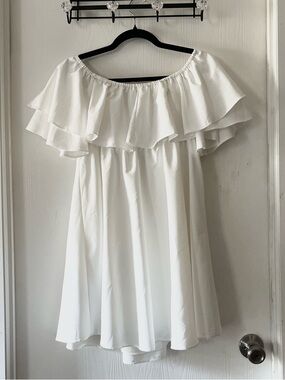Buddy Basics White Off-Shoulder Top